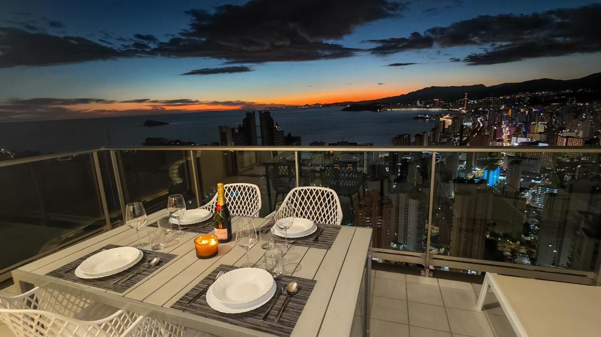 Skyline Floor 28 Sea Views Benidorm Exterior foto