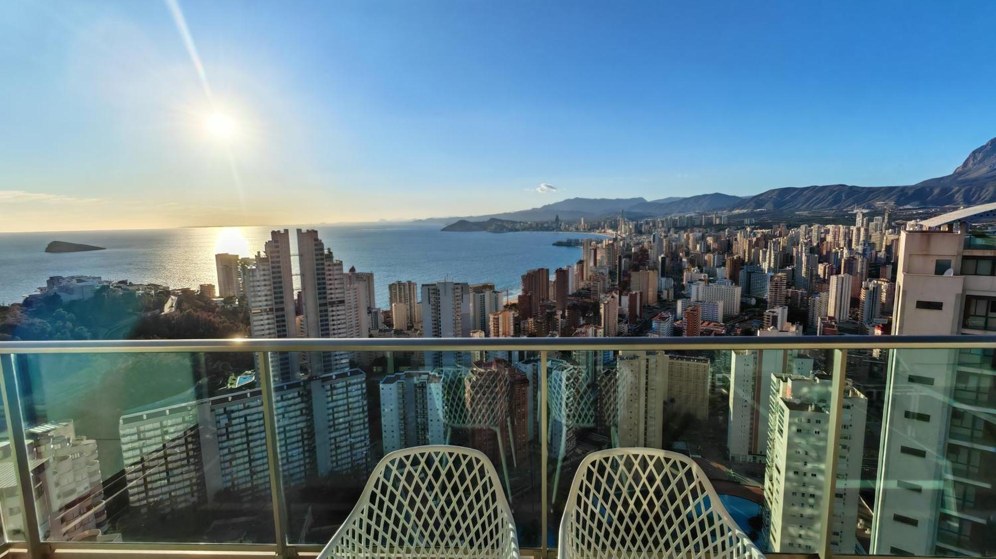 Skyline Floor 28 Sea Views Benidorm Exterior foto