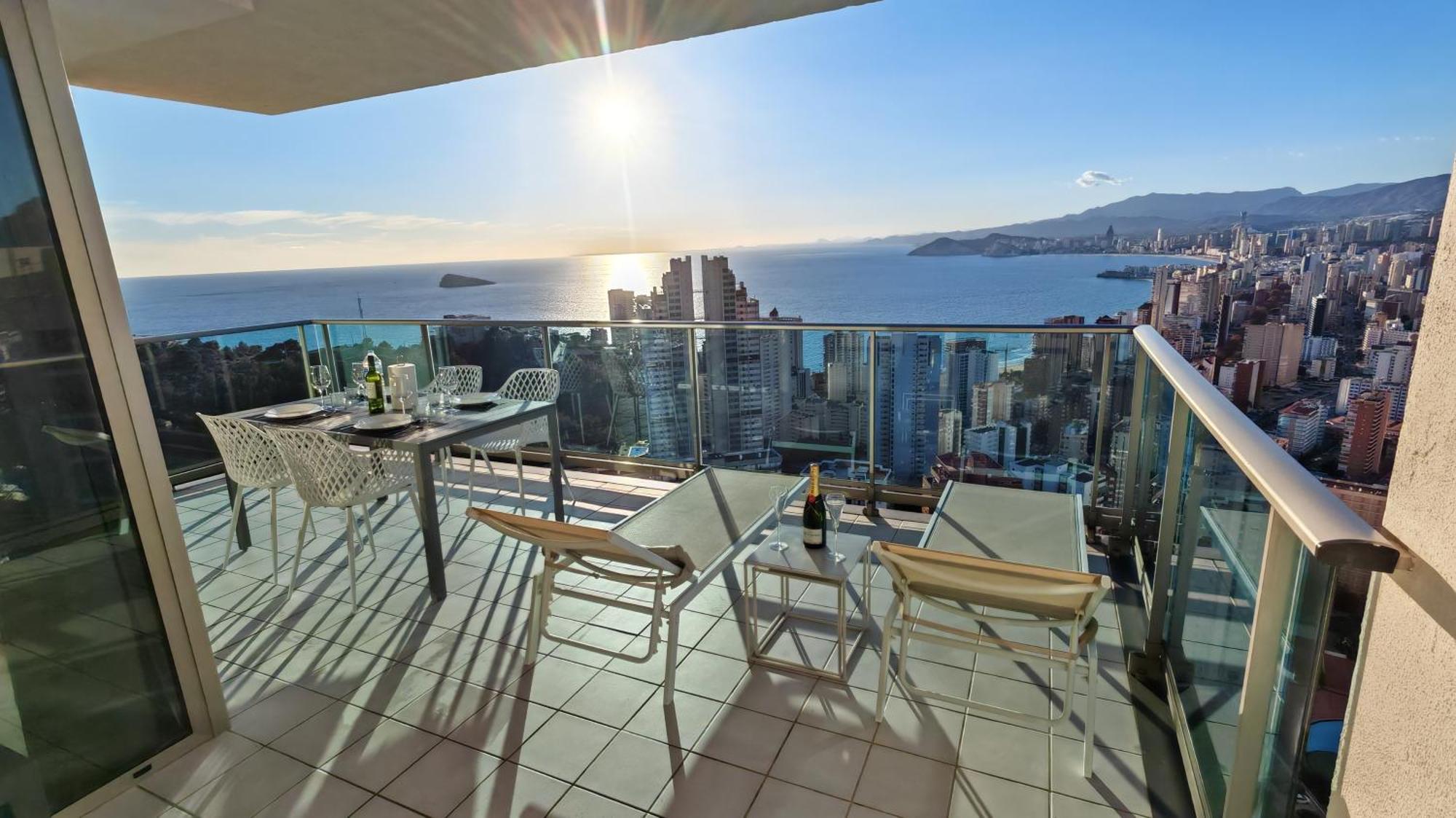 Skyline Floor 28 Sea Views Benidorm Exterior foto